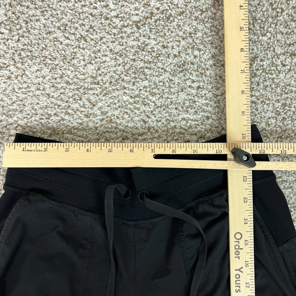 Lululemon Pant Womens Small Black Woven Jogger Elastic Waist Pockets Gym Workout